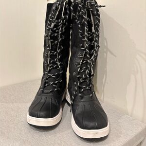 Aldo KOZY Black and White Lace-Up Women's Boots